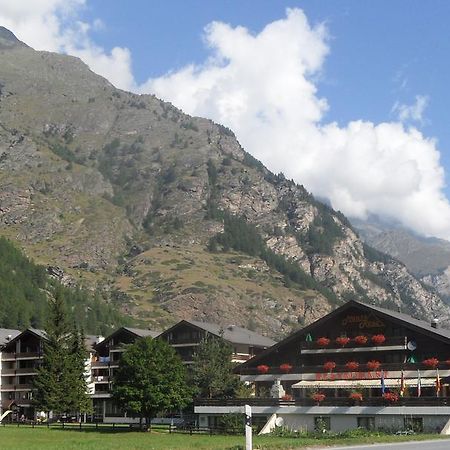 Appartements Monte Rosa تاش المظهر الخارجي الصورة