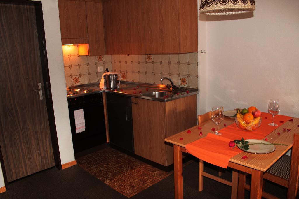 Appartements Monte Rosa تاش المظهر الخارجي الصورة