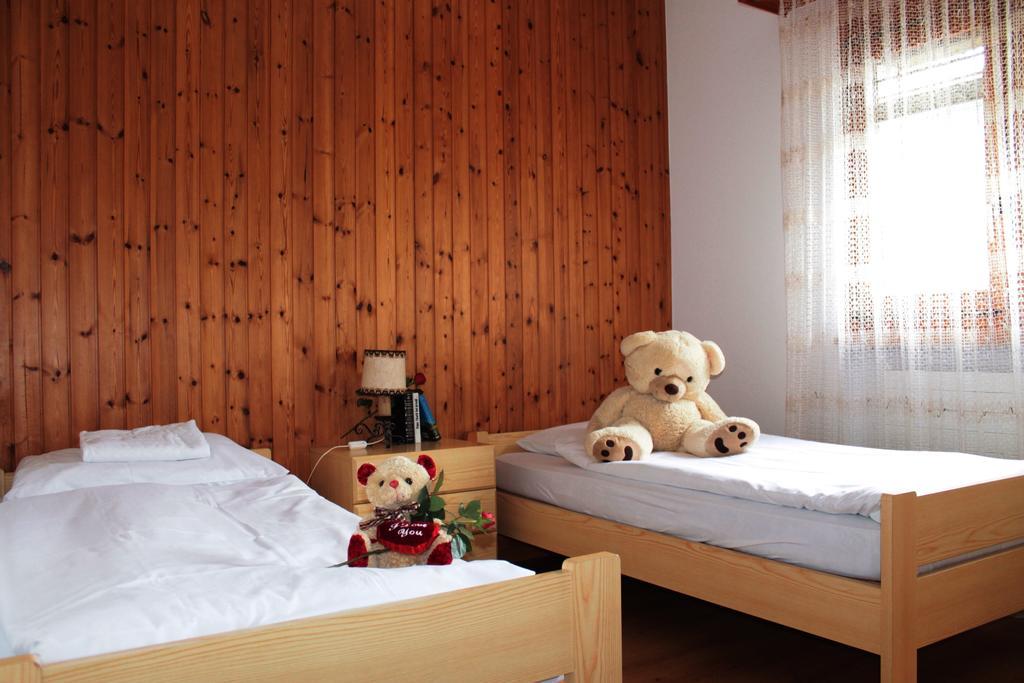 Appartements Monte Rosa تاش المظهر الخارجي الصورة