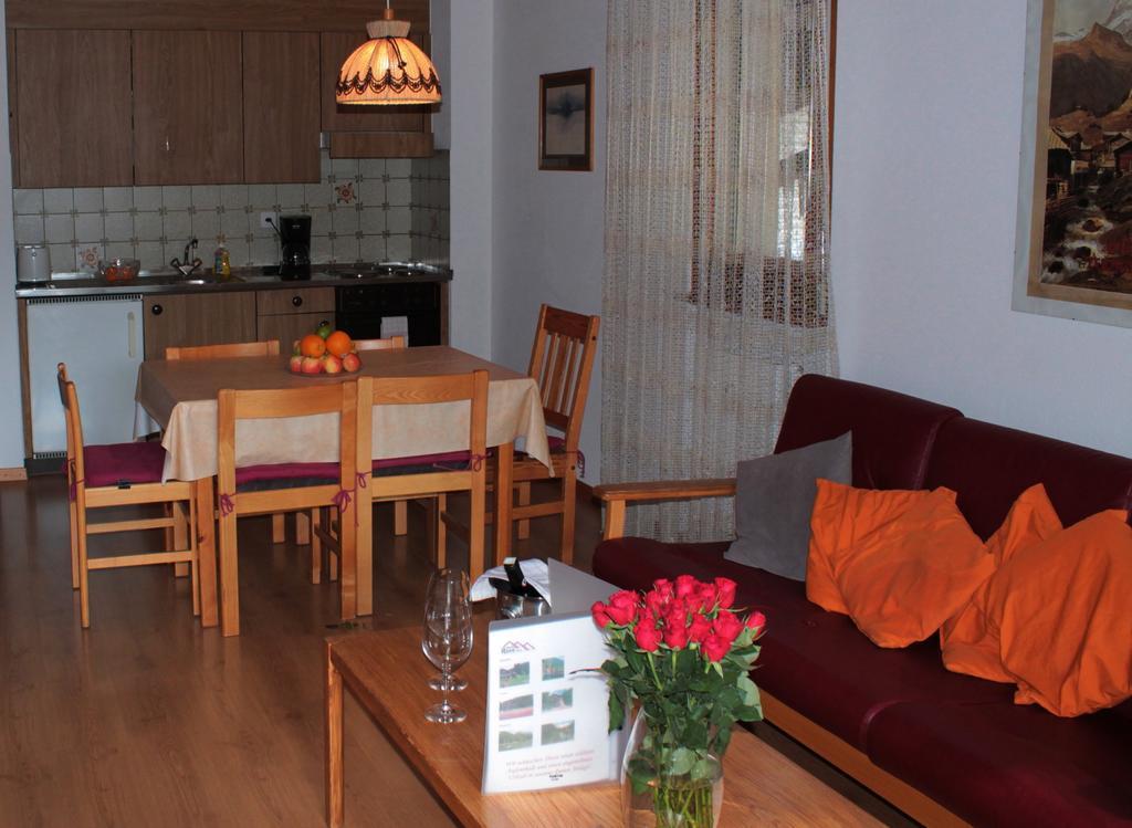 Appartements Monte Rosa تاش المظهر الخارجي الصورة
